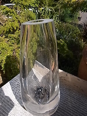 Sculpture & Artwork. tear drop vase